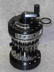 Curta-1-cut-model--007_tn.jpg